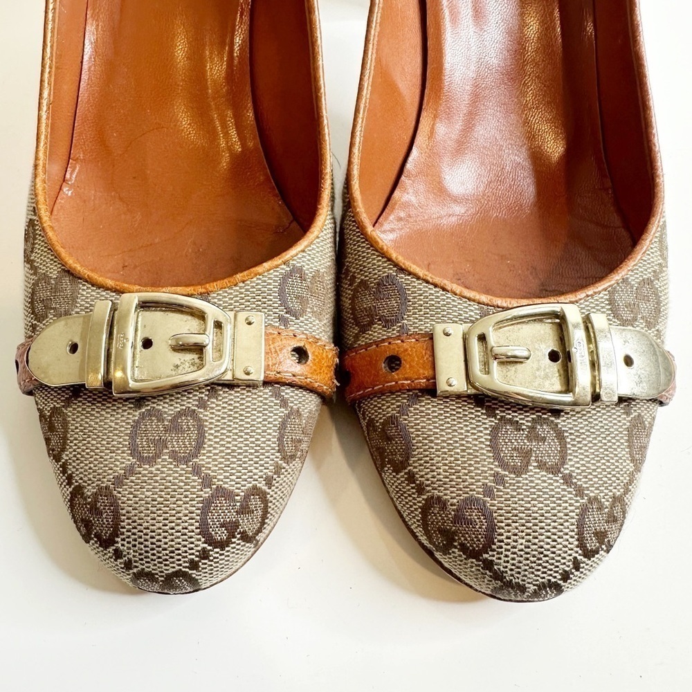 GUCCI GG Monogram Canvas Buckle Pumps Leather Trim Brown Grey Women's 38 US 7.5 - Picture 3 of 10